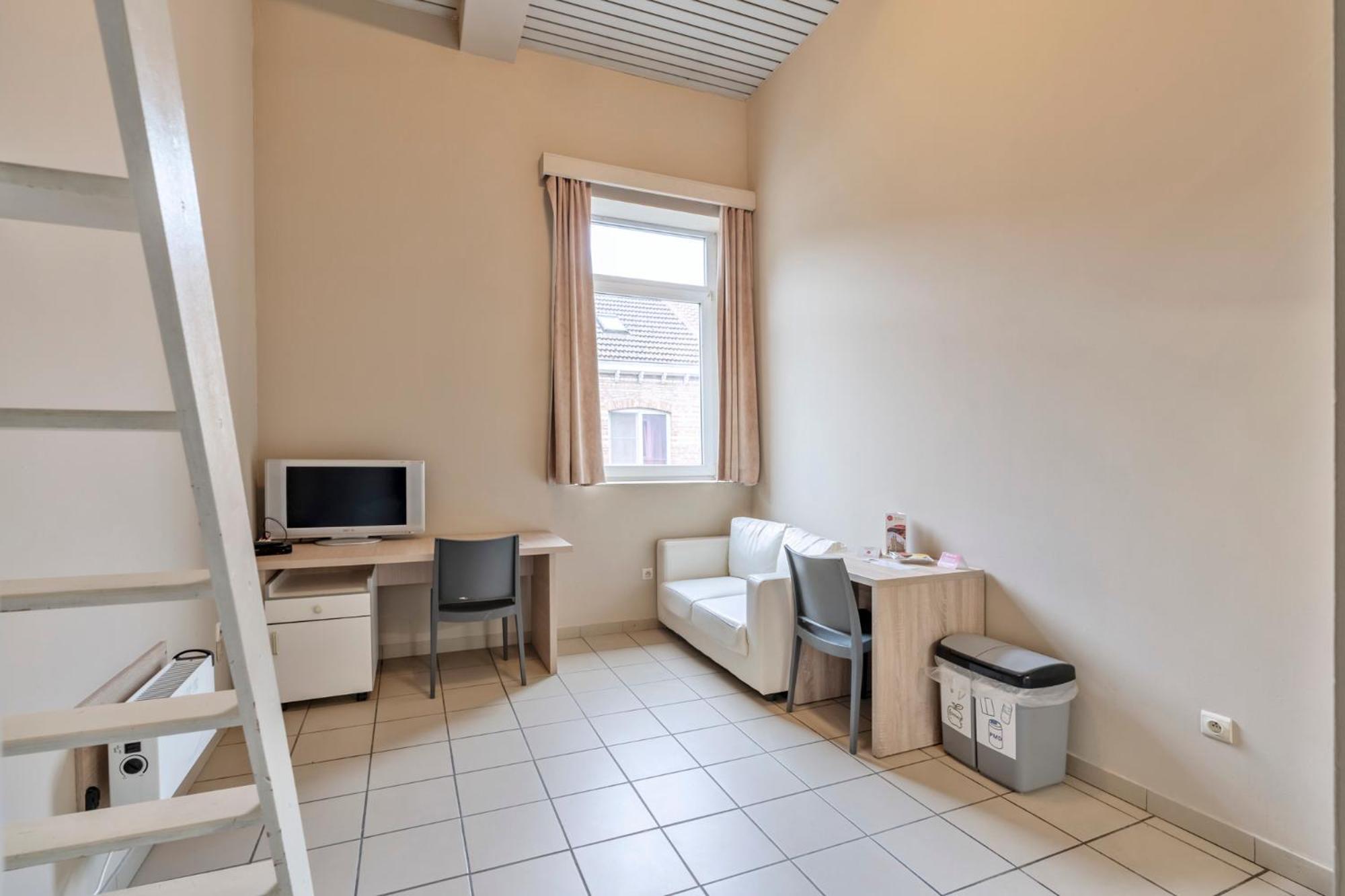 Budget Flats Лёвен Экстерьер фото