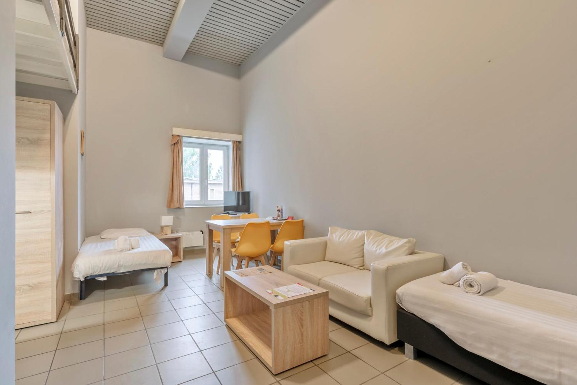 Budget Flats Лёвен Экстерьер фото