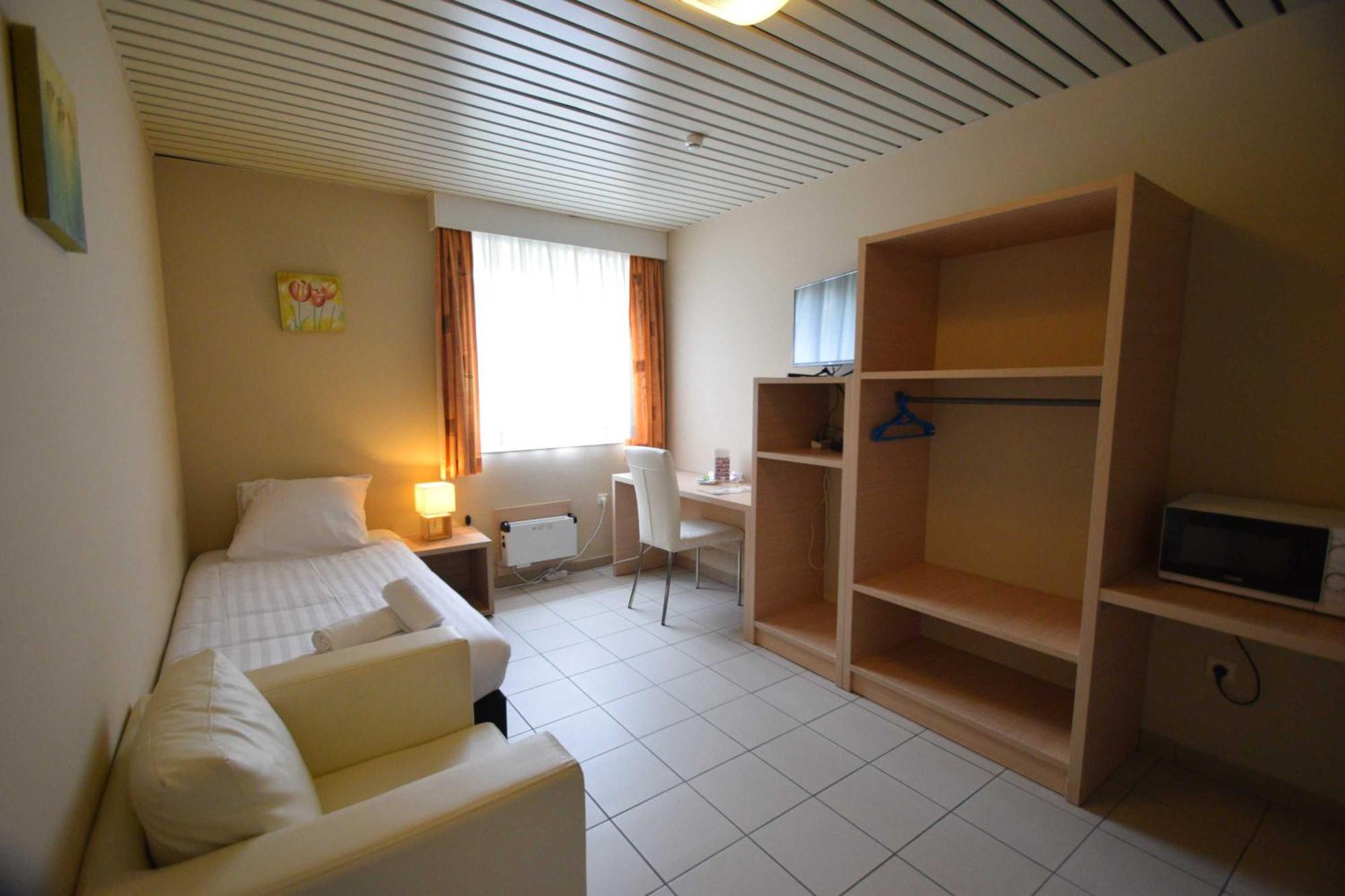 Budget Flats Лёвен Экстерьер фото